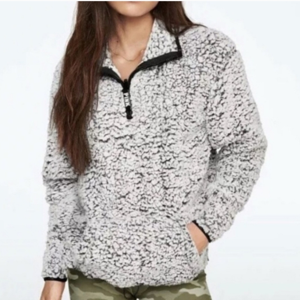 Victoria’s Secret PINK Sherpa Half Zip Fleece Pullover | Size Meeium